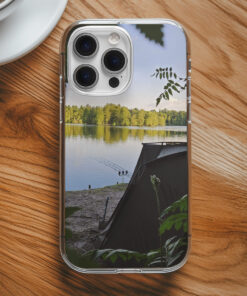 Bedruckte Handyhülle für Karpfenangler mit elegantem Fotodruck vom Karpfenangeln. Handyhüllen mit Anglermotiven sind ein tolles Geschenk für Angler. Handyhüllen für Karpfenangler hier bestellen. Handyhülle Apple iPhone, Samsung Galaxy, Google Pixel und viele mehr!