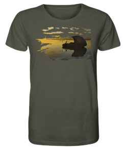 Karpfenangeln vom Boot: das Boat Carping T-Shirt für Karpfenangler in olivgrün.