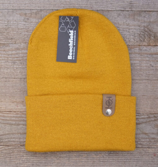 Gelbe Beanie für Karpfenangler: die Carp Fishing 4 Life Beanie ist ein tolles Geschenk für Karpfenangler. Beanies für Angler hier bestellen.