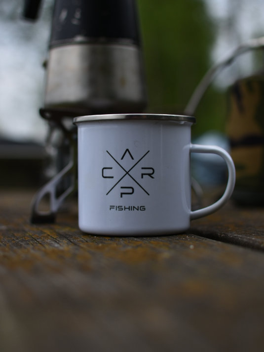 Tasse für Karpfenangler mit Druck. Ein tolles Geschenk für Angler.