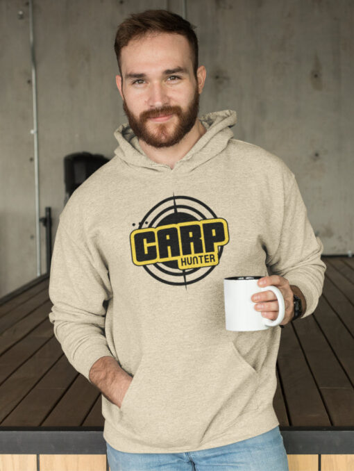 Carp Hunter Hoodie für Karpfenangler mit dem auffälligen carphunter Design für Karpfenangler. Ein tolles Geschenk für Angler!