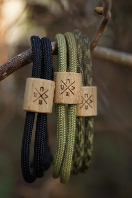 Segeltau Armband für Karpfenangler aus Holz mit Gravur. Geschenke für Karpfenangler hier bestellen.