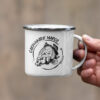 Personalisierte Emaille Tasse für Karpfenangler. Karpfen Tasse als Geschenk für Angler. Carphunter Tasse für Karpfenangler hier bestellen.