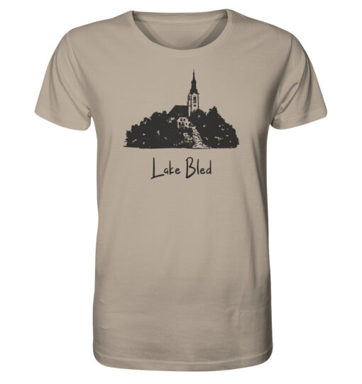 Das sandfarbene Lake Bled T-Shirt für Karpfenangler.