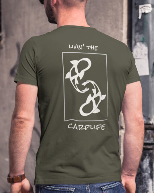 Bio Karpfen Shirt für Karpfenangler: Livin' the carplife Carp Shirt für Angler. Ein tolles Angler Geschenk.