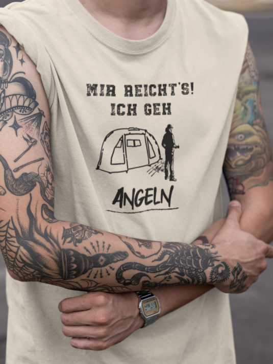 Lustiges Karpfen Shirt für Angler aus Bio-Baumwolle mit lustigem Karpfen Motiv bedruckt. Ein tolles Angler Geschenk.