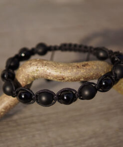 Onyx half n' half Armband für Karpfenangler. Elegantes Armband zum Karpfenangeln mit Onyx-Perlen. Ein eleganten Perlenarmband für Karpfenangler - ein besonderes Geschenk für Karpfenangler.