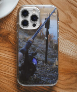Bedruckte Handyhülle für Karpfenangler mit elegantem Fotodruck vom Karpfenangeln. Handyhüllen mit Anglermotiven sind ein tolles Geschenk für Angler. Handyhüllen für Karpfenangler hier bestellen. Handyhülle Apple iPhone, Samsung Galaxy, Google Pixel und viele mehr!