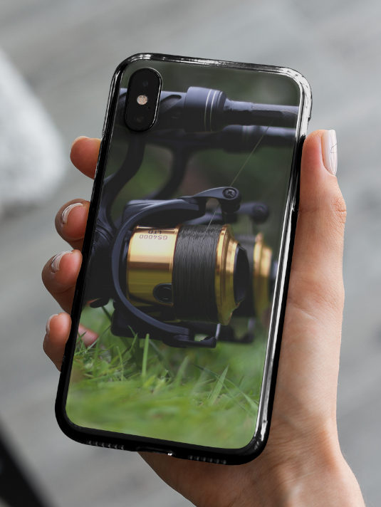 Bedruckte Handyhüllen für Angler mit Foto vom Karpfen Tackle. Handyhüllen mit Anglermotiven sind ist ein tolles Geschenk für Angler. Handyhüllen für Karpfenangler hier bestellen. Handyhülle Apple iPhone, Samsung Galaxy, Google Pixel und viele mehr!