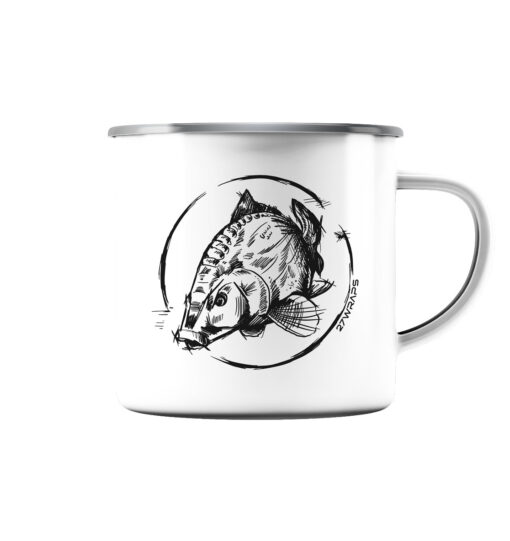 Carp Emaille Tasse für Karpfenangler. Karpfen Tasse als Geschenk für Angler. Tassen für Karpfenangler hier bestellen.