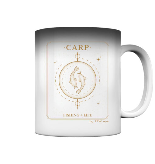 Carp Fishing 4 Life Zaubertasse für Angler. Ein tolles Angler Geschenk für Karpfenangler. Nachhaltige Angler Geschenke und Angler Tassen hier bestellen.