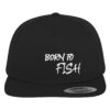 Born to fish Cap für Angler. Die Flexfit Cap wird nachhaltig in Deutschland bedruck. Ein tolles Geschenk für Angler.